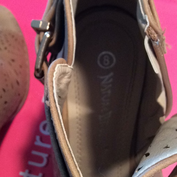 ✨ Booties! Laser Cut Tan Sz 8 Beautiful ✨ - Picture 6 of 6